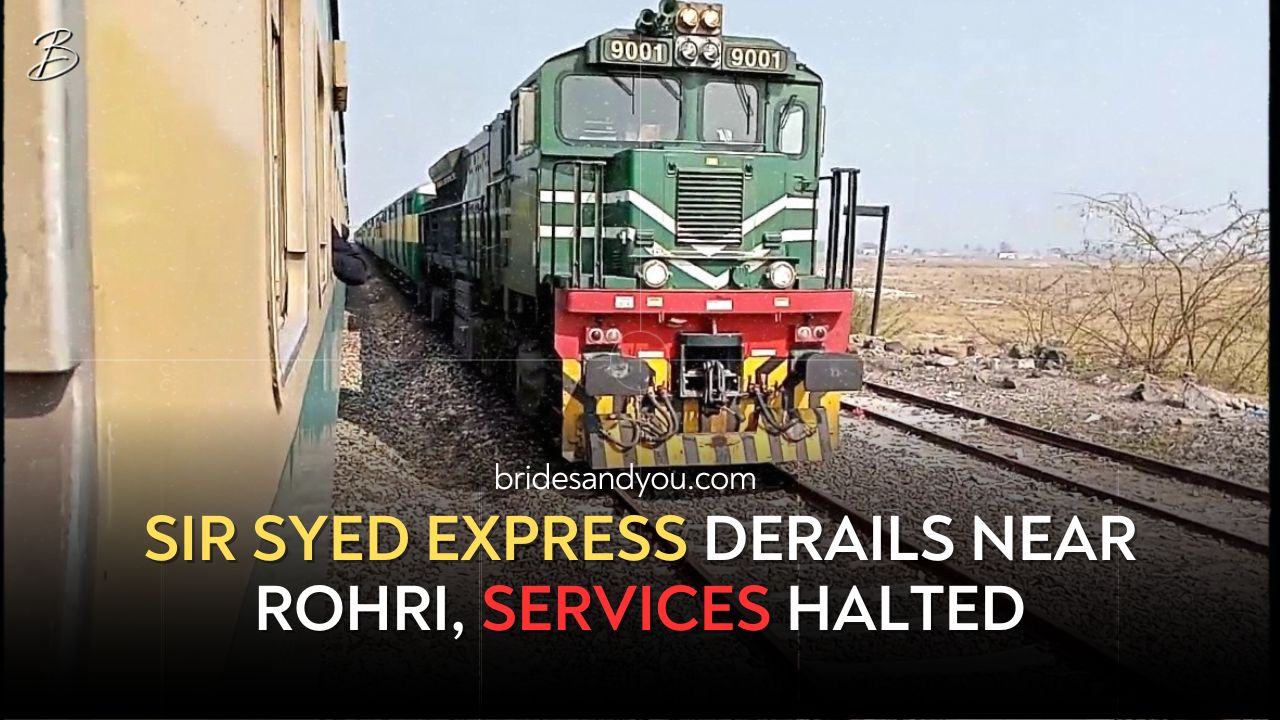 Sir Syed Express derails near Rohri, train services suspended