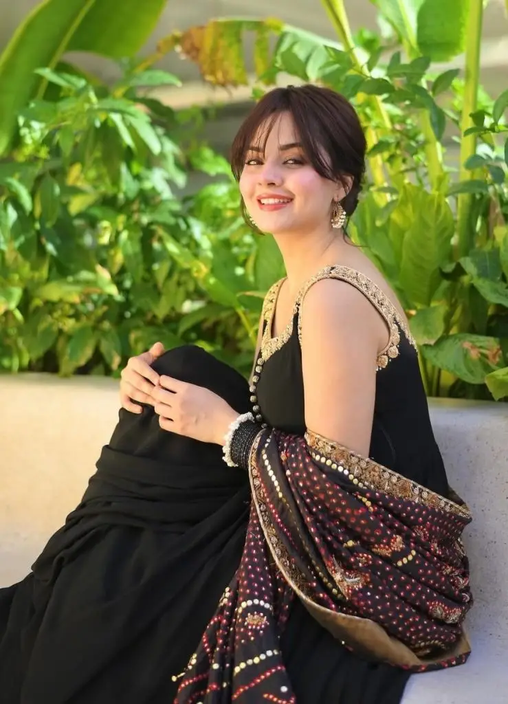 Komal Meer latest photo shoot
