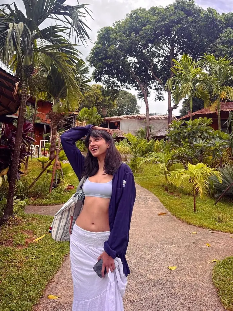Mamya Shajaffar Bold Vacation Looks