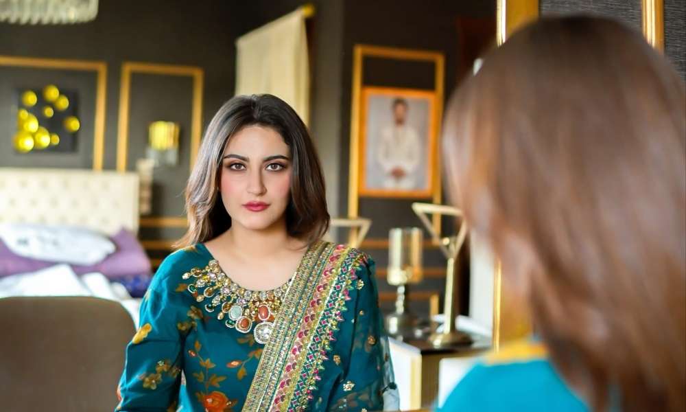 hiba bukhari drama Main Zameen Tu Aasman 
