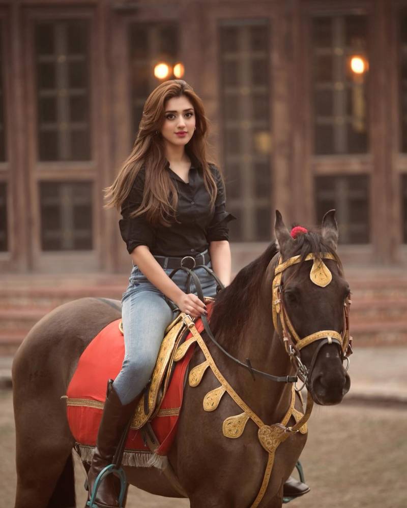 Jannat Mirza Ramadan vlog